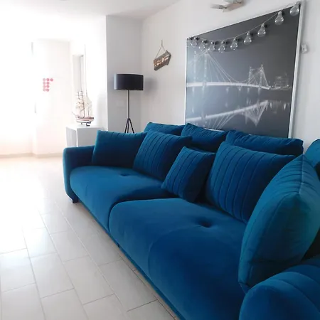 Giovanni Apartment Piran