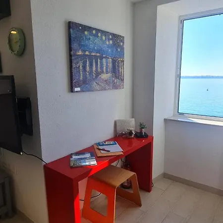Giovanni Apartment *